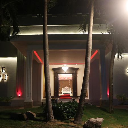 Maple Leaf Hotel Negombo Exterior foto