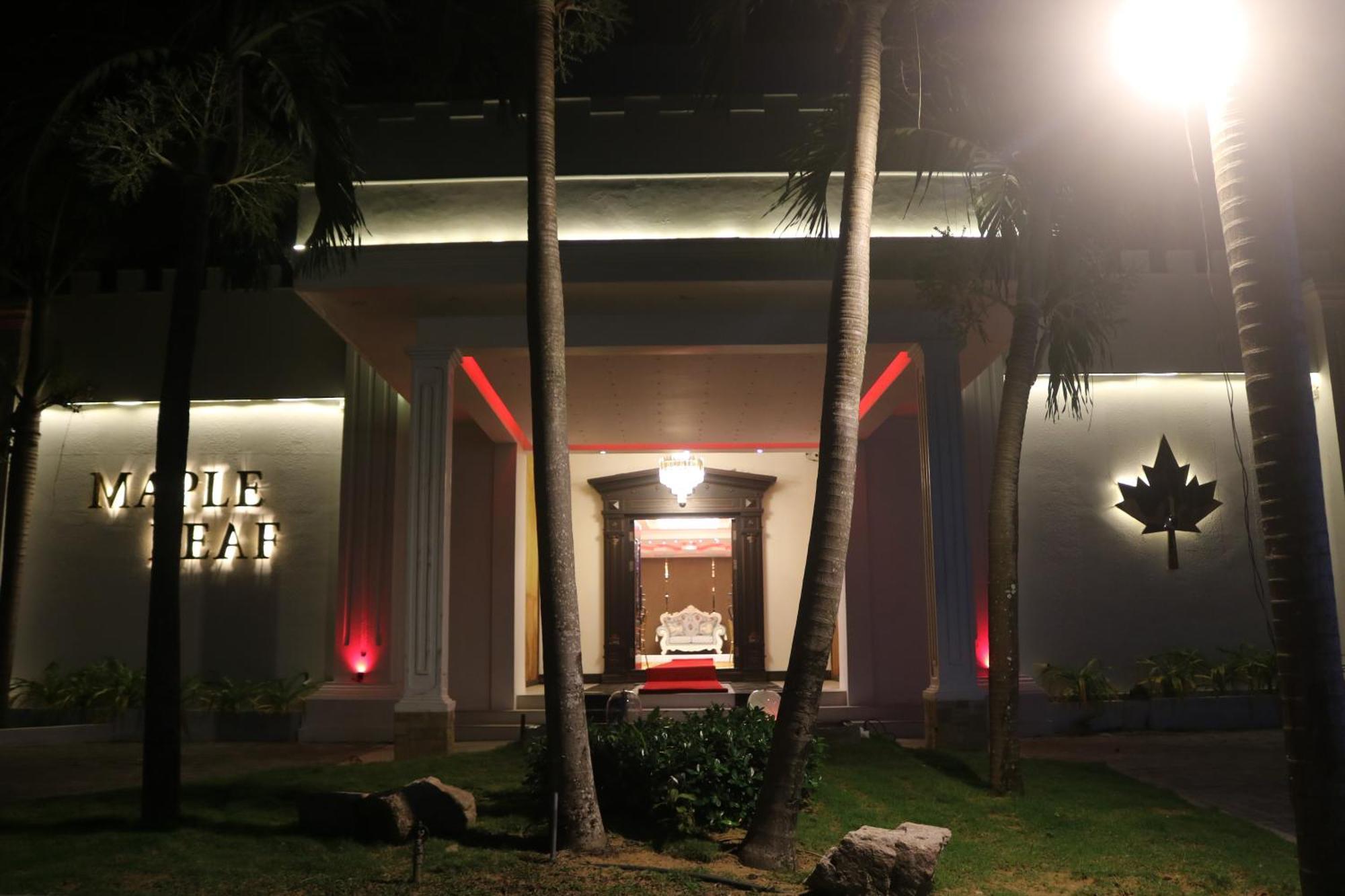 Maple Leaf Hotel Negombo Exterior foto